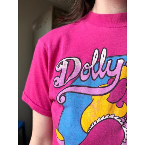 Vintage 80s Dolly Porkin’ Novelty T-Shirt | Hot Pink 50/50 Tee | Texas | Size M - Picture 7 of 12